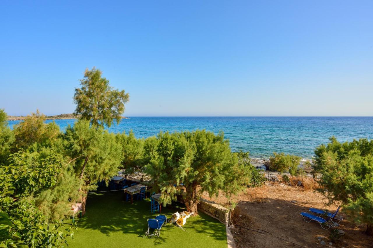 Taverna Akrogiali Лутрон Экстерьер фото